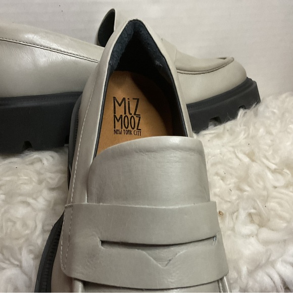 Miz Mooz Neutral leather lug sole loafers
40 - Picture 12 of 13